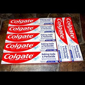 Colgate Baking Soda and Peroxide and Whitening toothpaste, brisk mint, 6oz.